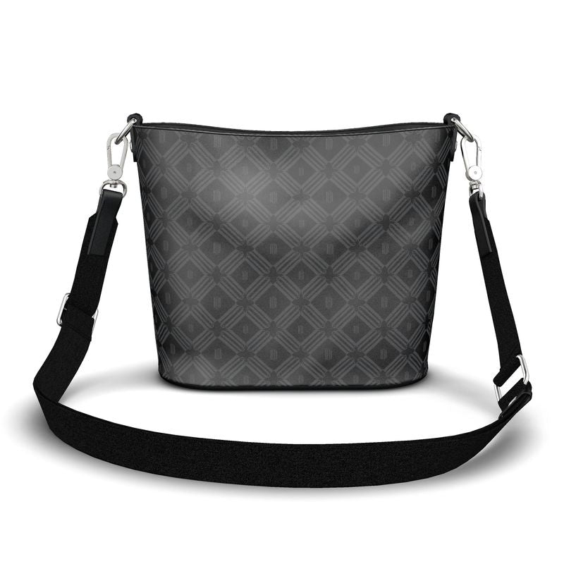Divine Order 'Penzance Large Leather Bucket Tote'